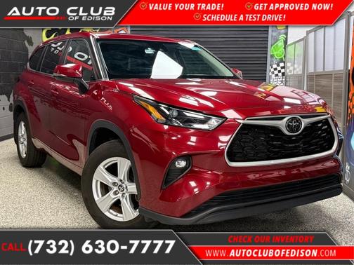 2023 Toyota Highlander LE