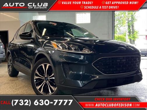 2022 Ford Escape SE