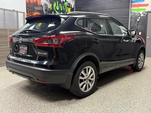 2020 Nissan Rogue Sport SV