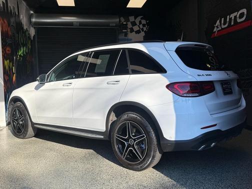 2022 Mercedes-Benz GLC 300 4MATIC