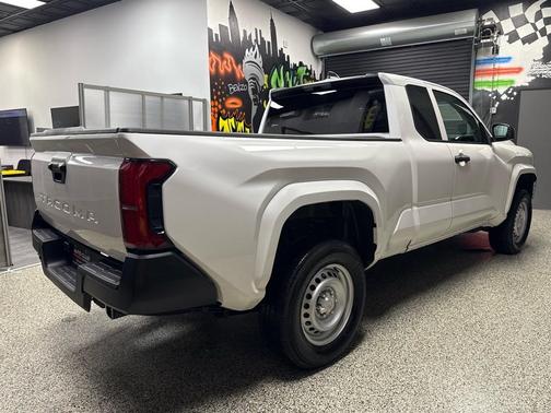 2025 Toyota Tacoma SR