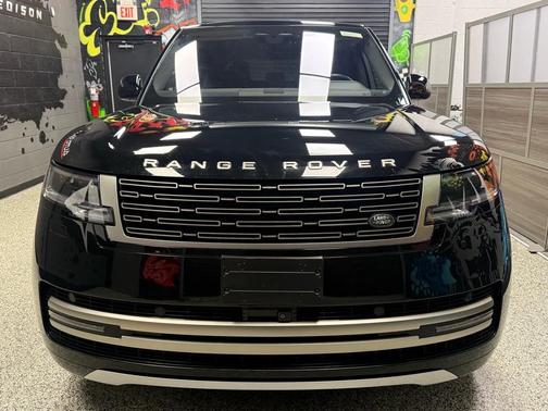 2023 Land Rover Range Rover P400 SE