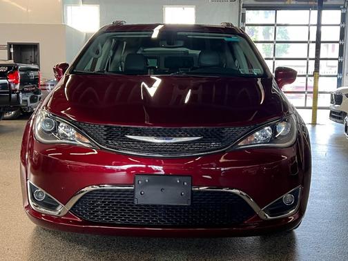 2020 Chrysler Pacifica Touring-L Plus