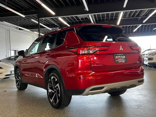 2023 Mitsubishi Outlander SE 2.5 S-AWC
