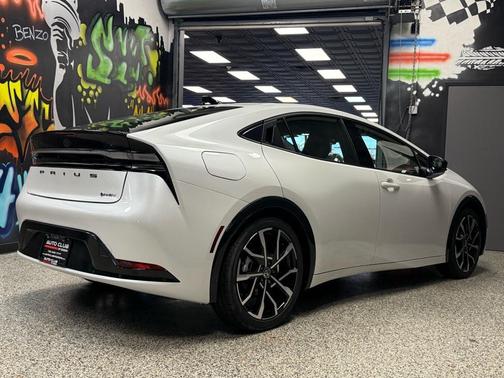 2026 Toyota Prius Plug-In Hybrid XSE