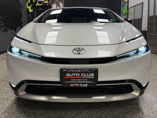 2026 Toyota Prius Plug-In Hybrid XSE