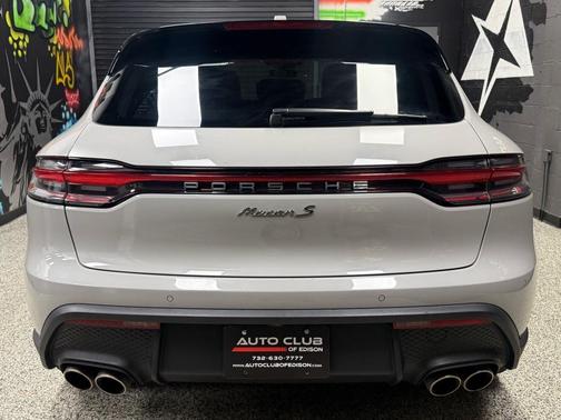 2022 Porsche Macan S