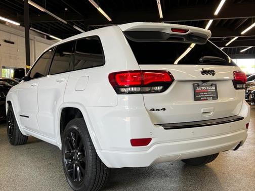 2017 Jeep Grand Cherokee Altitude