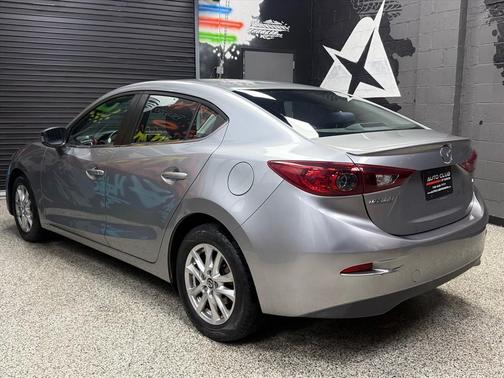 2014 Mazda Mazda3 i Touring