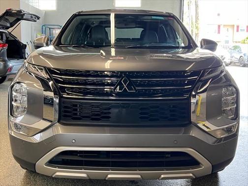 2023 Mitsubishi Outlander SE 2.5 2WD