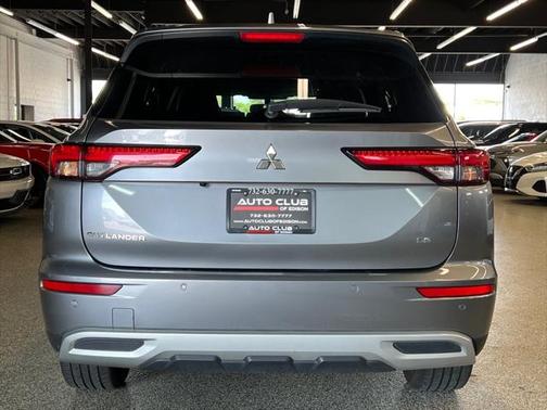 2023 Mitsubishi Outlander SE 2.5 2WD