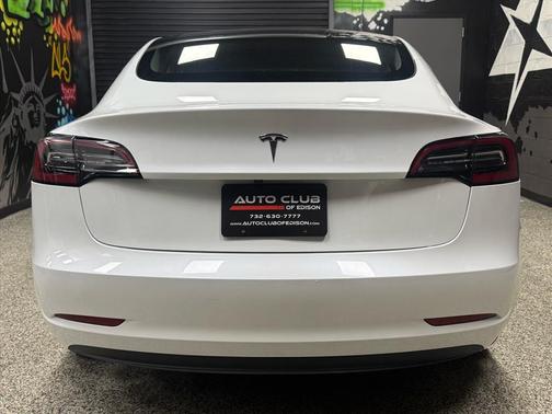 2023 Tesla Model 3 Standard Range