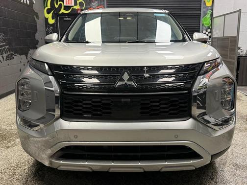 2024 Mitsubishi Outlander SE 2.5 S-AWC