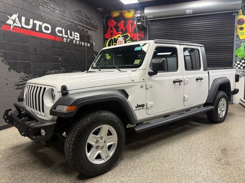 2020 Jeep Gladiator Sport S