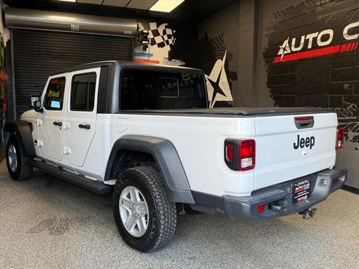 2020 Jeep Gladiator Sport S