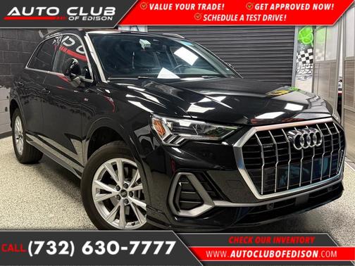 2023 Audi Q3 AWD quattro S line Premium 45 TFSI 4dr SUV