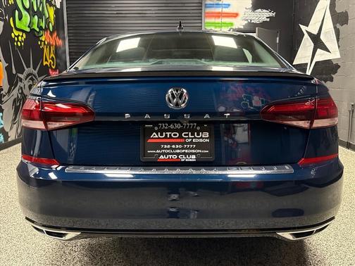 2020 Volkswagen Passat 2.0T R-Line