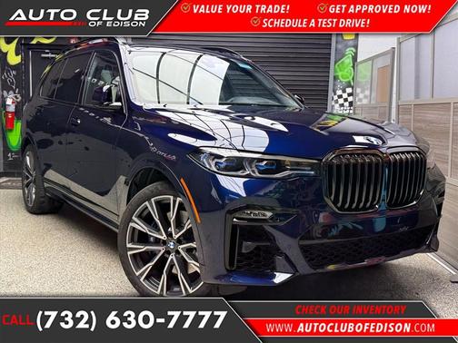 2022 BMW X7 M50i