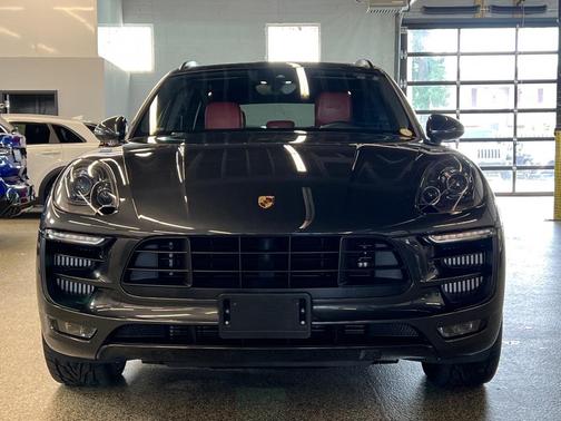 Agate Grey Metallic (n0) 2018 Porsche Macan Macan GTS