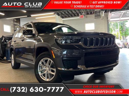 2023 Jeep Grand Cherokee L Laredo