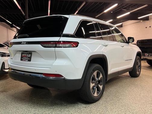 2024 Jeep Grand Cherokee 4xe Base