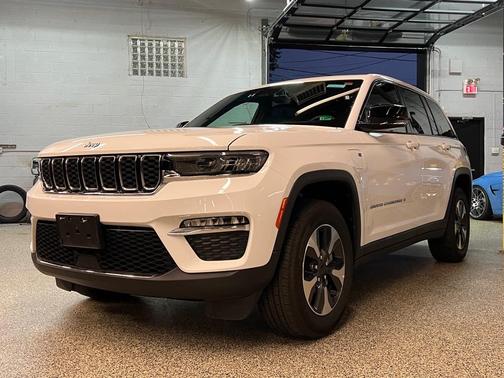 2024 Jeep Grand Cherokee 4xe Base