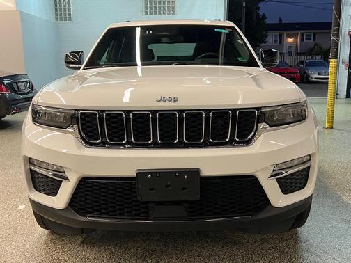 2024 Jeep Grand Cherokee 4xe Base