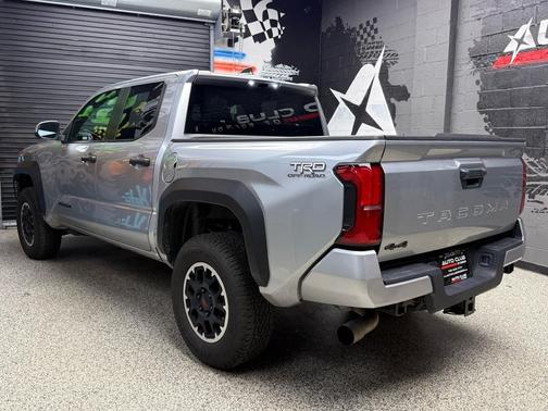 Celestial Silver Metallic (1j9) 2024 Toyota Tacoma TRD Off Road