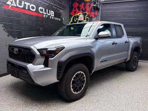 Celestial Silver Metallic (1j9) 2024 Toyota Tacoma TRD Off Road