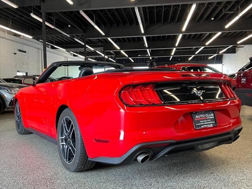 2022 Ford Mustang EcoBoost Premium