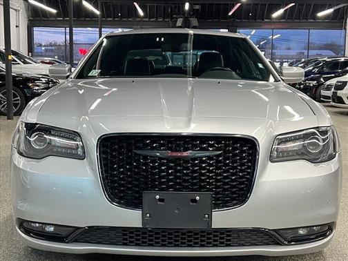 2022 Chrysler 300 S