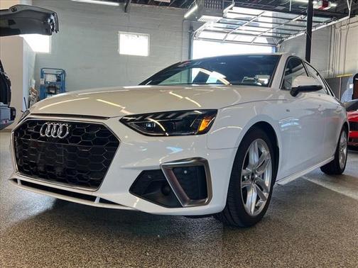2023 Audi A4 45 S line Premium Plus