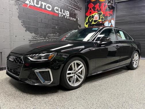 2024 Audi A4 45 S line Premium Plus