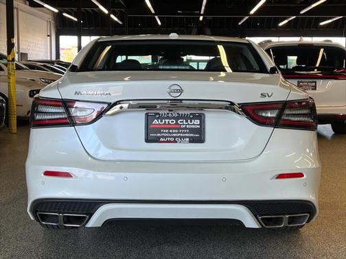 2023 Nissan Maxima 3.5 SV
