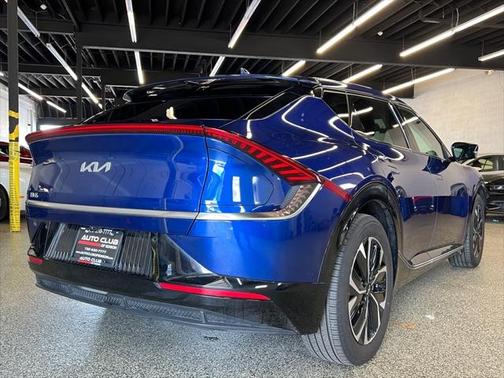 2024 Kia EV6 Wind