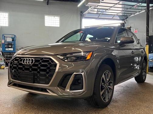 2023 Audi Q5 45 S line Premium Plus