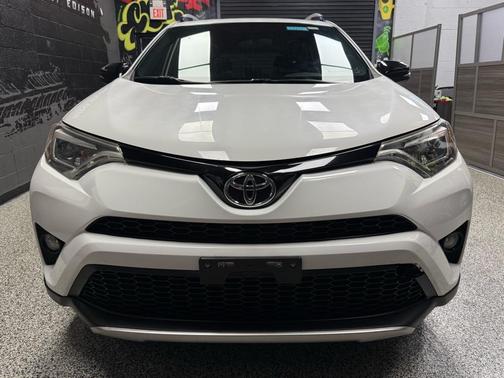 2016 Toyota RAV4 SE