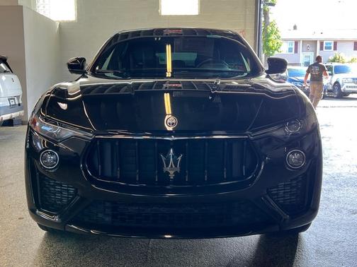 2023 Maserati Levante Modena