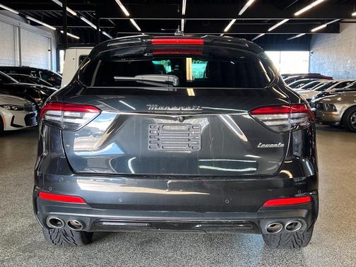 2023 Maserati Levante Modena