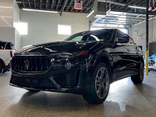 2023 Maserati Levante Modena
