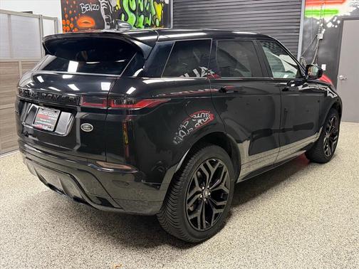 2022 Land Rover Range Rover Evoque R-Dynamic SE