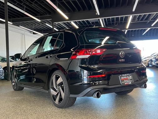 2024 Volkswagen Golf GTI 2.0T S DSG