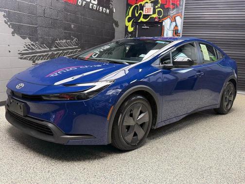 Reservoir Blue (8q4) 2025 Toyota Prius LE
