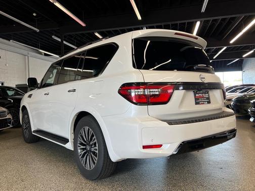 2023 Nissan Armada SL 4WD