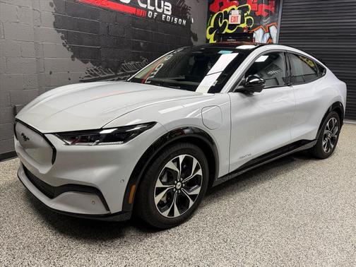 2021 Ford Mustang Mach-E Premium