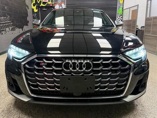 2023 Audi S8 4.0T
