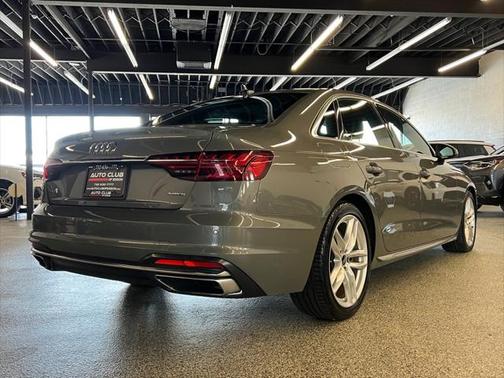 2023 Audi A4 45 S line Premium Plus