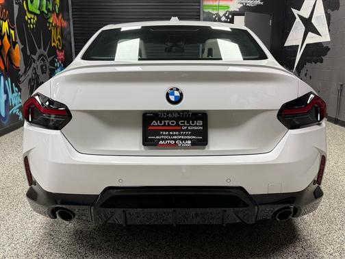 2023 BMW 230 i xDrive