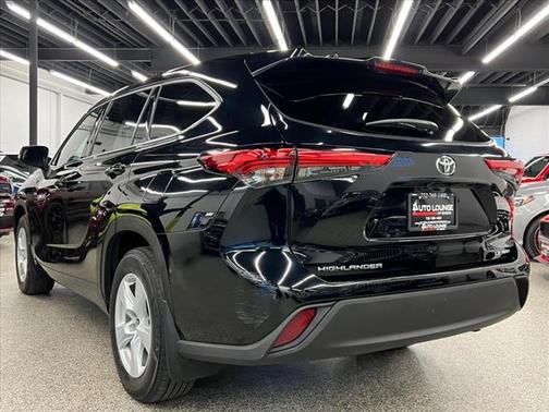 2021 Toyota Highlander LE