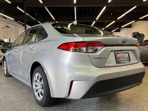 2023 Toyota Corolla Hybrid SE
